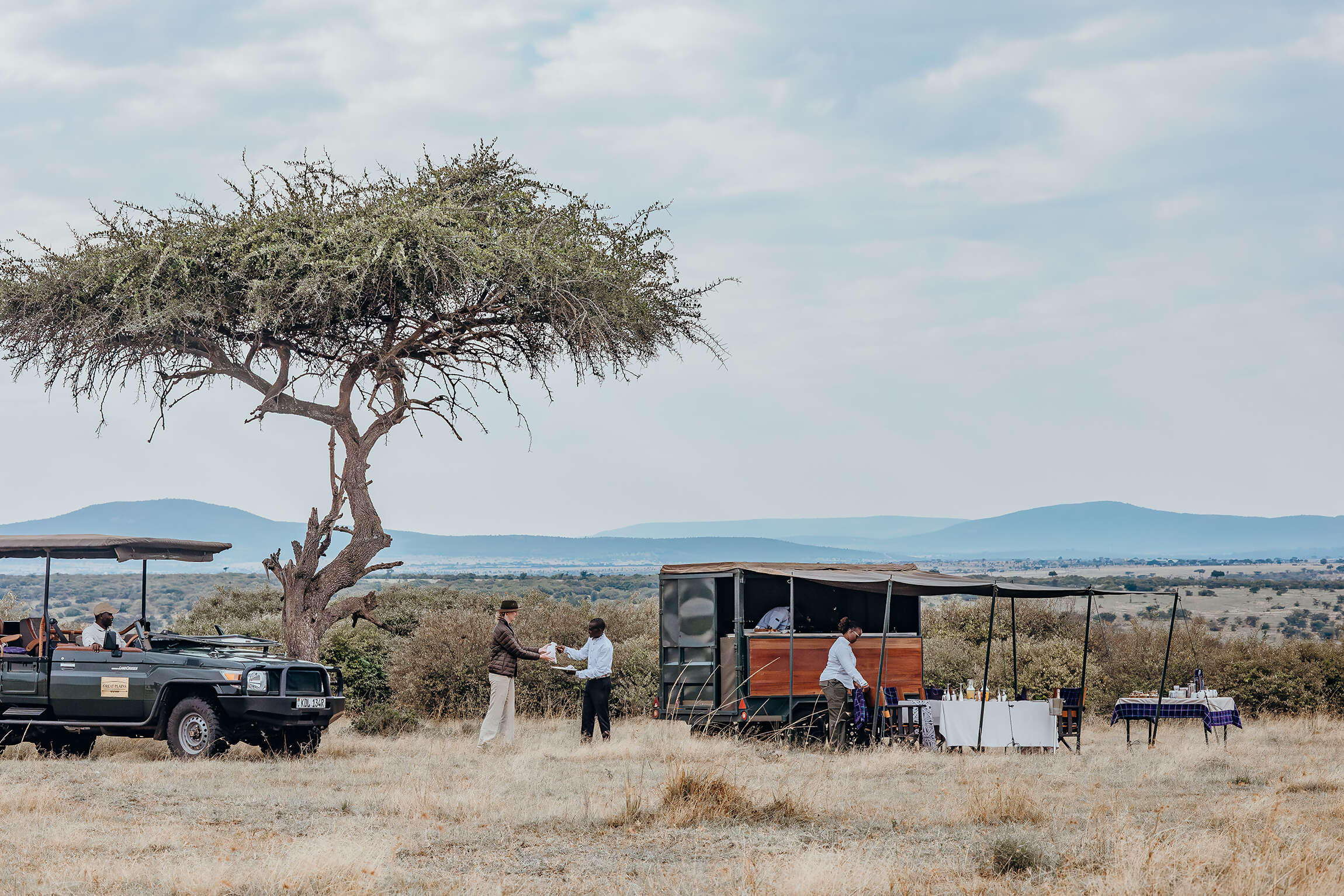 13Great-Plains-Mara-Nyika-Camp-food-truck.jpg