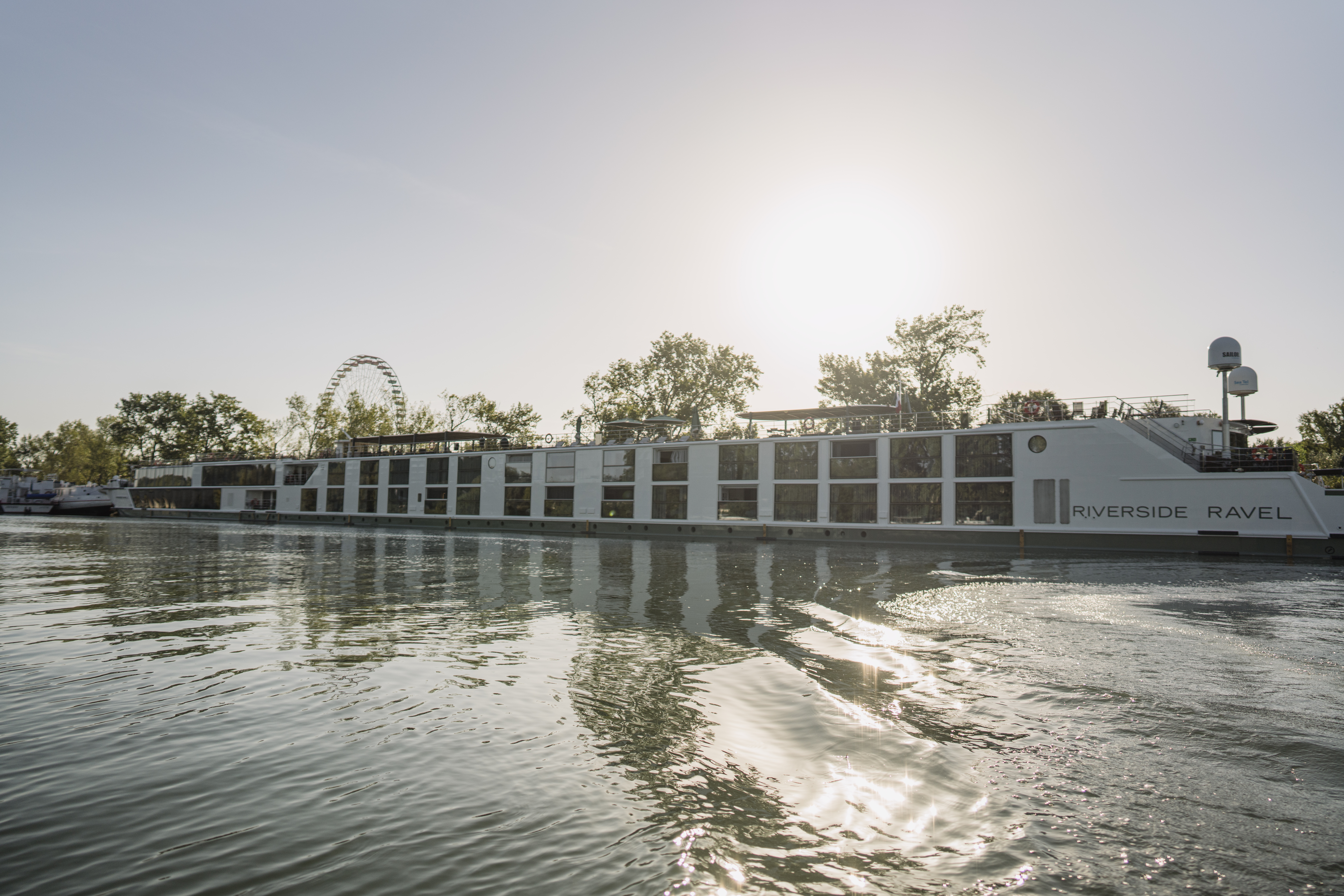 Indulge in the ultimate river cruising experience with Riverside Luxury Cruises