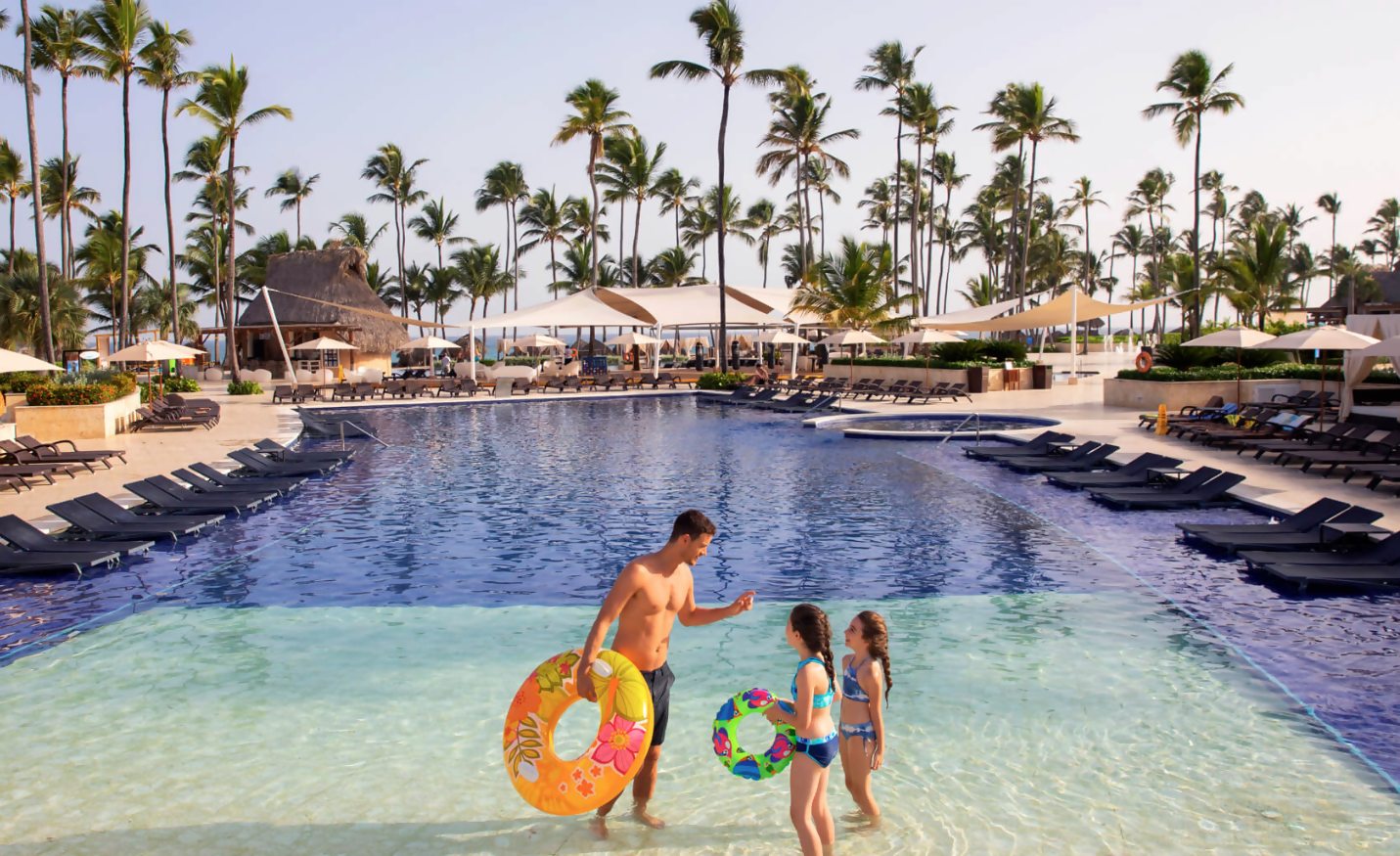 Little Guests, Big Savings with Royalton Resorts
