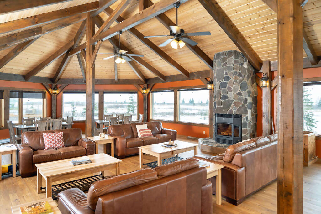 Nanuk Polar Bear Lodge Lounge Scott Zielke