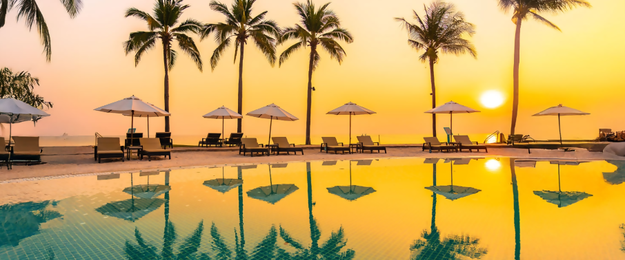 Fall for your next getaway! Save On Last-Minute Autumn Escapes to Sunny Destinations