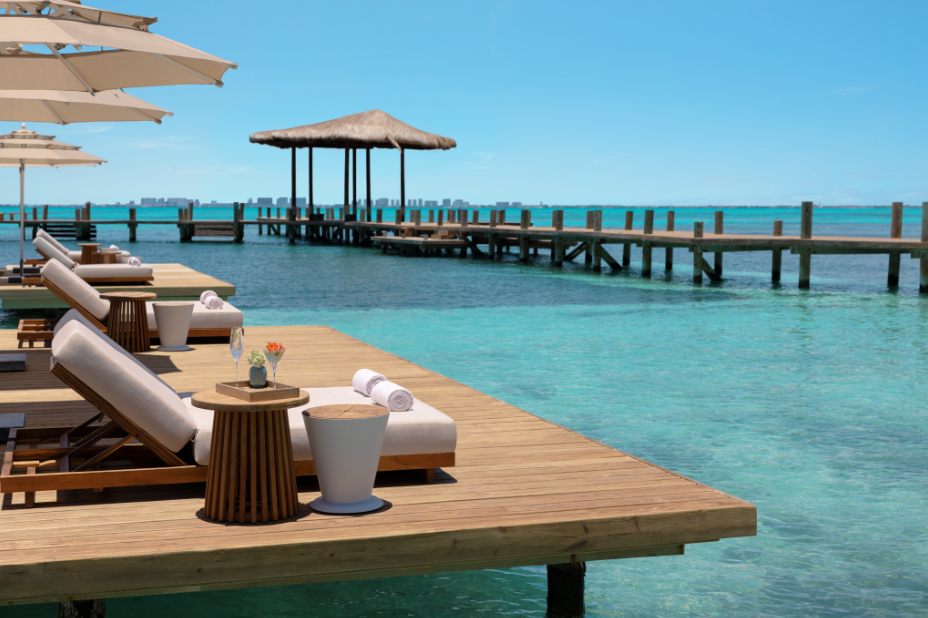 Beyond Cancun: The Allure of Isla Mujeres and Its Most Luxurious Stay