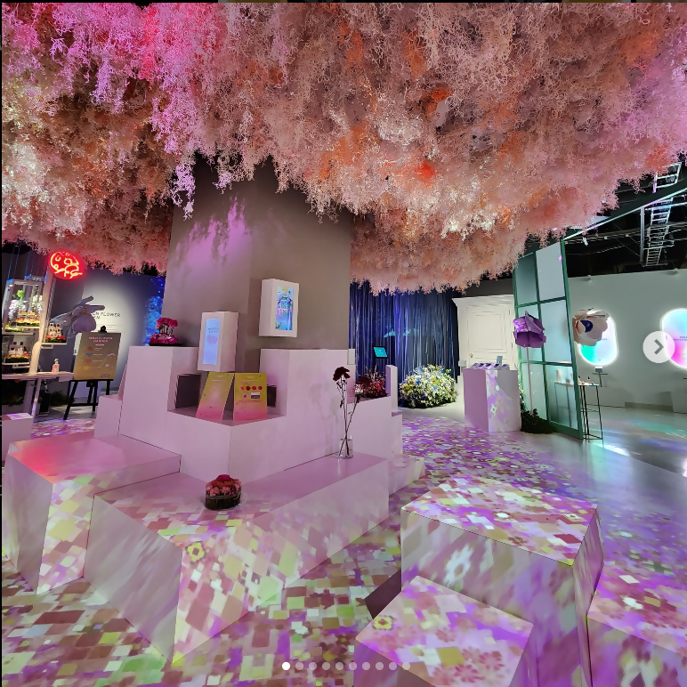 Naked Flowers For You