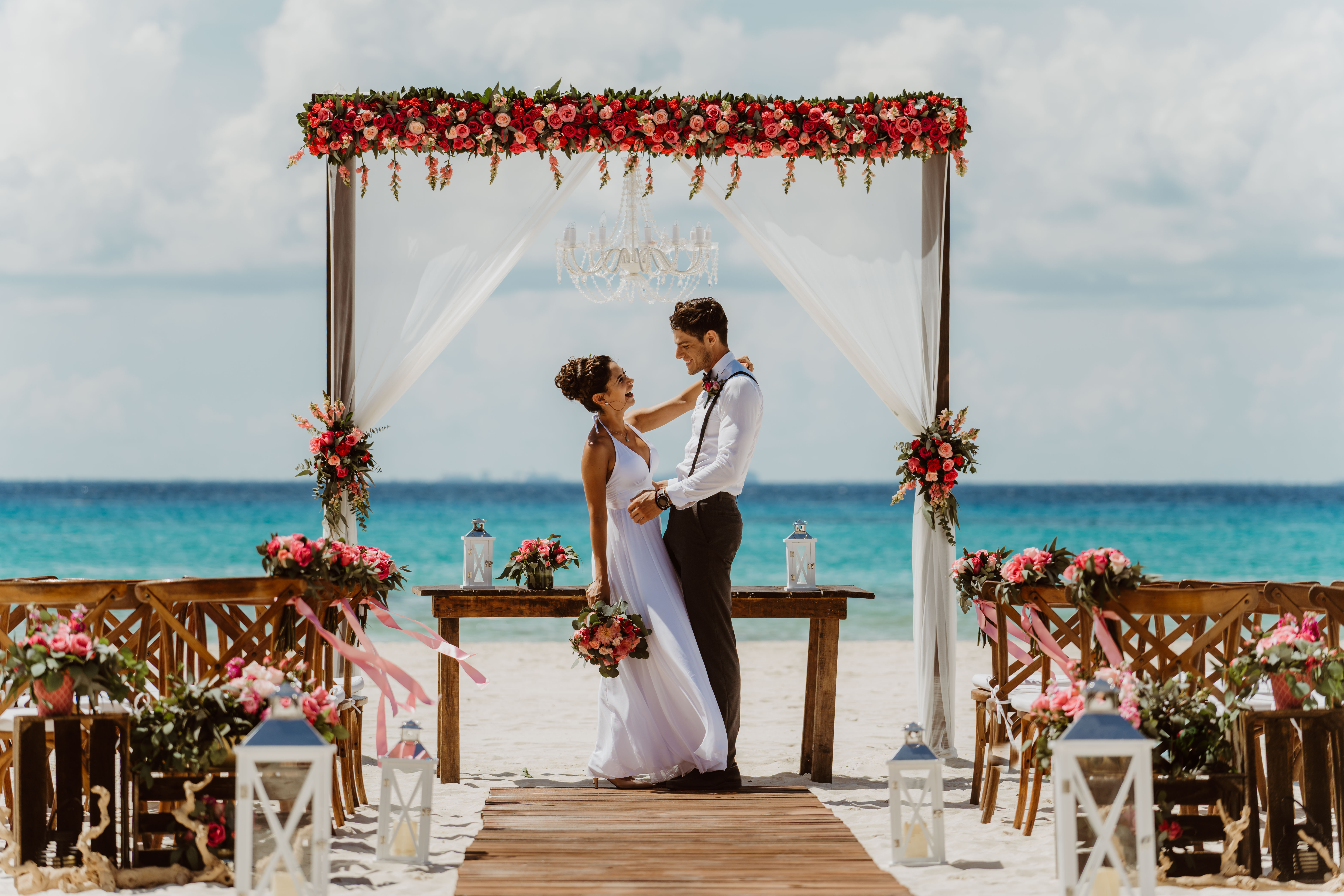 Book Now and Receive up to $2,000 Off Any Wedding Package!