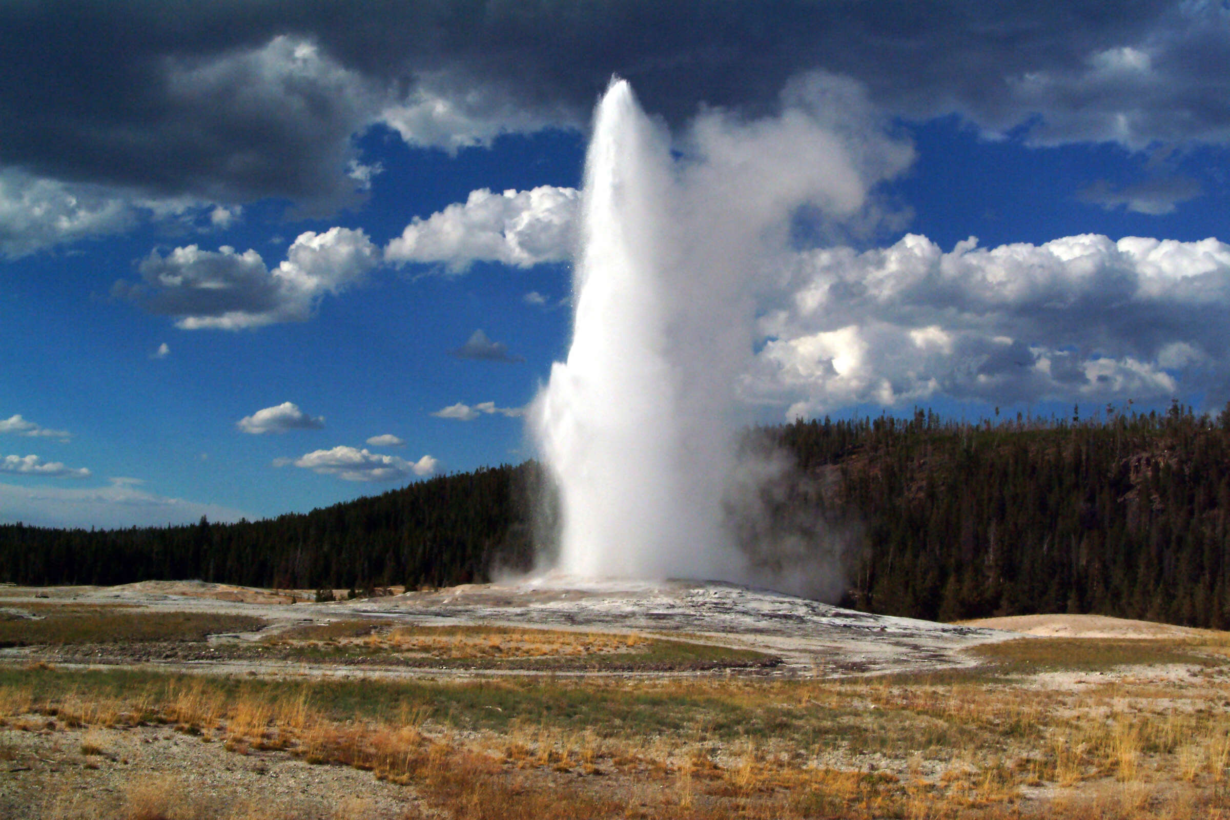 Awe-inspiring wonder, Old Faithful