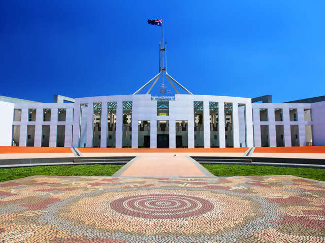 5 cool facts about Canberra