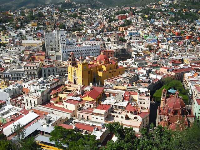 León