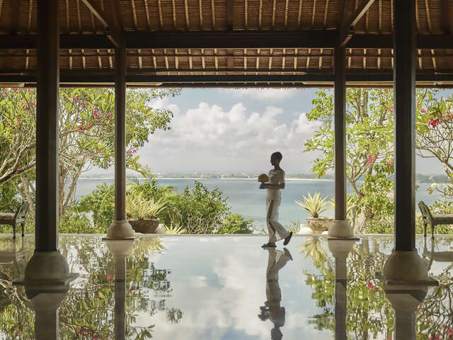 Four Seasons Hotels and Resorts Makes 5-Star Award History