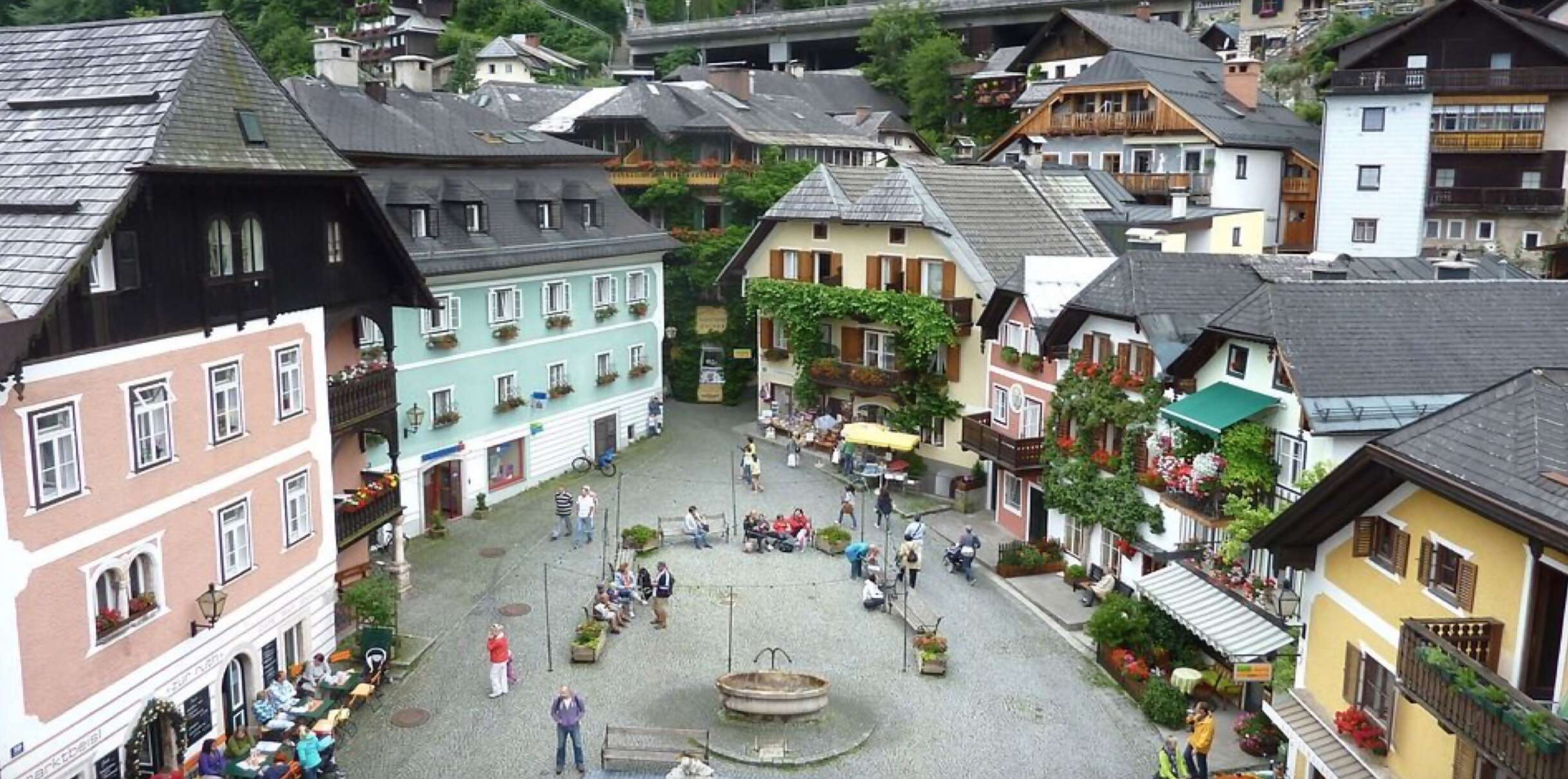 How To Pick the Best Travel Photos for Your Agency's Email Campaigns