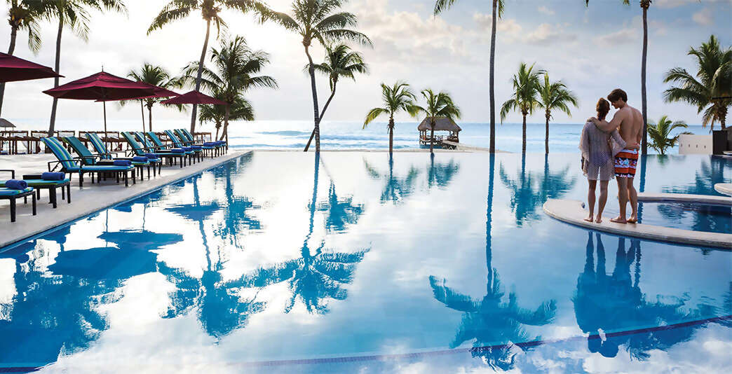 Azul Fives Hotel
