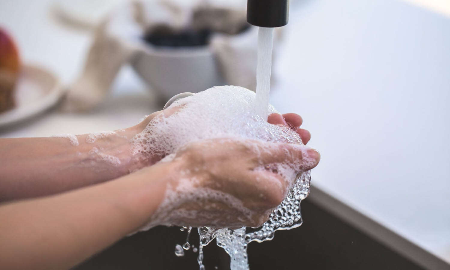 5 Tips for Staying Germ-Free when Travelling