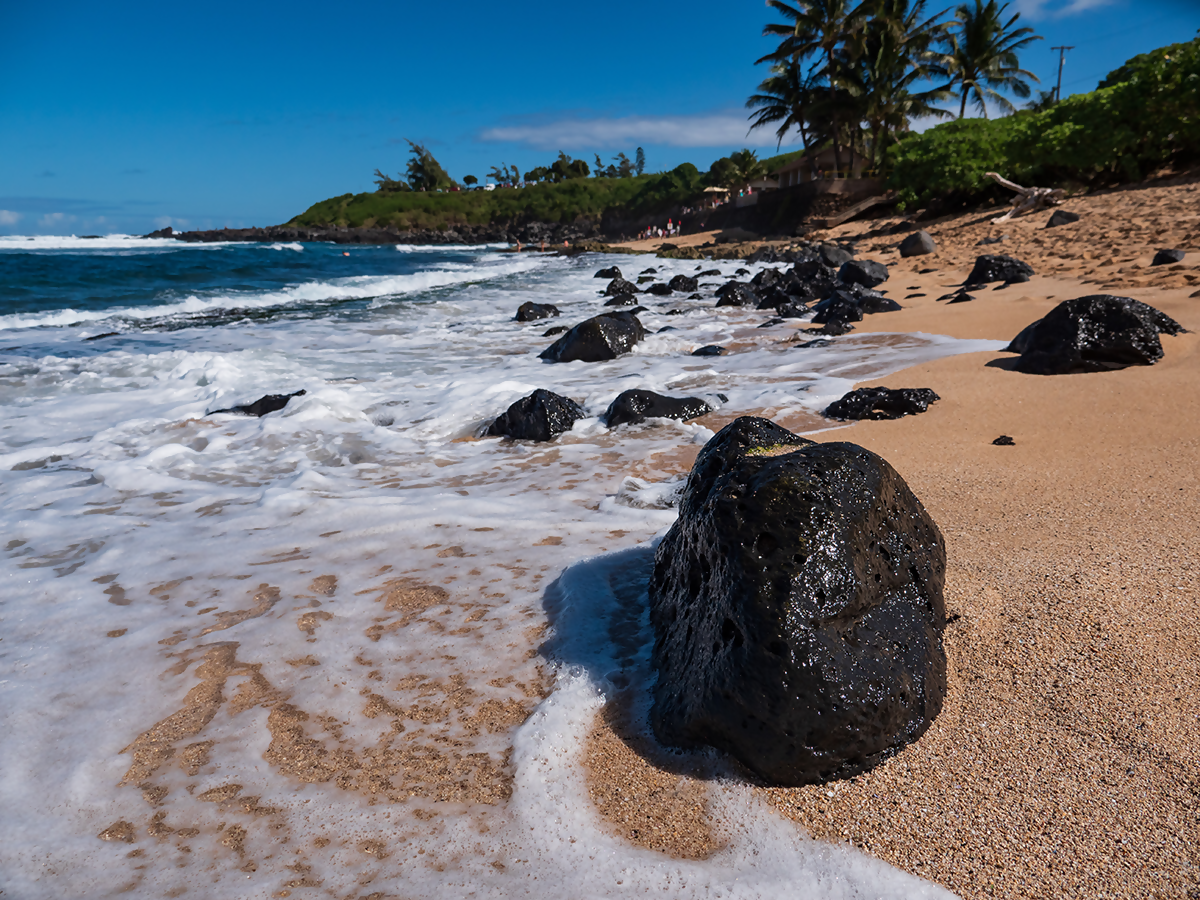 Concerned officials urge visitors to come to Maui