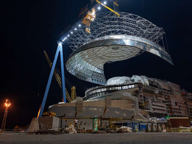 Video: Star of the Seas: AquaDome Installation