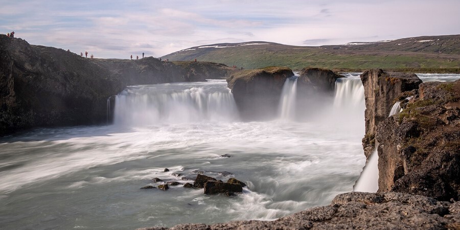 Circumnavigating Iceland - The Land of Elves, Sagas and ...