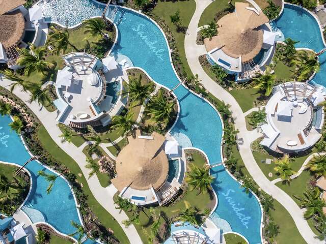 These Resorts have been Named Top in the Caribbean for the 30th Time at the 30th World Travel Awards