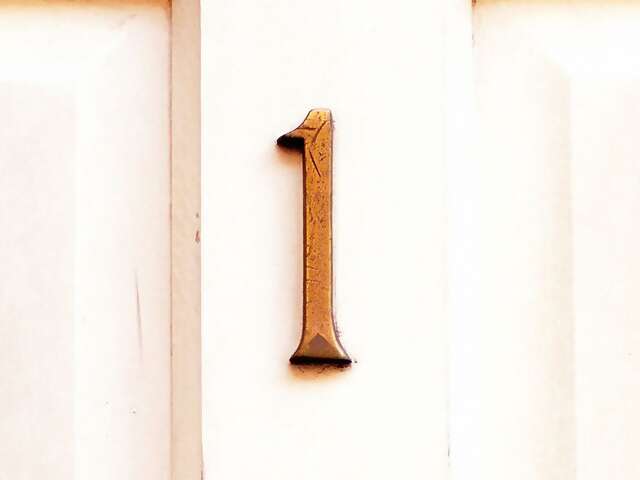 Open door #1 of our most festive 12 homes for the holidays to enter an igloo that will have you saying hyvästi to the winter blue