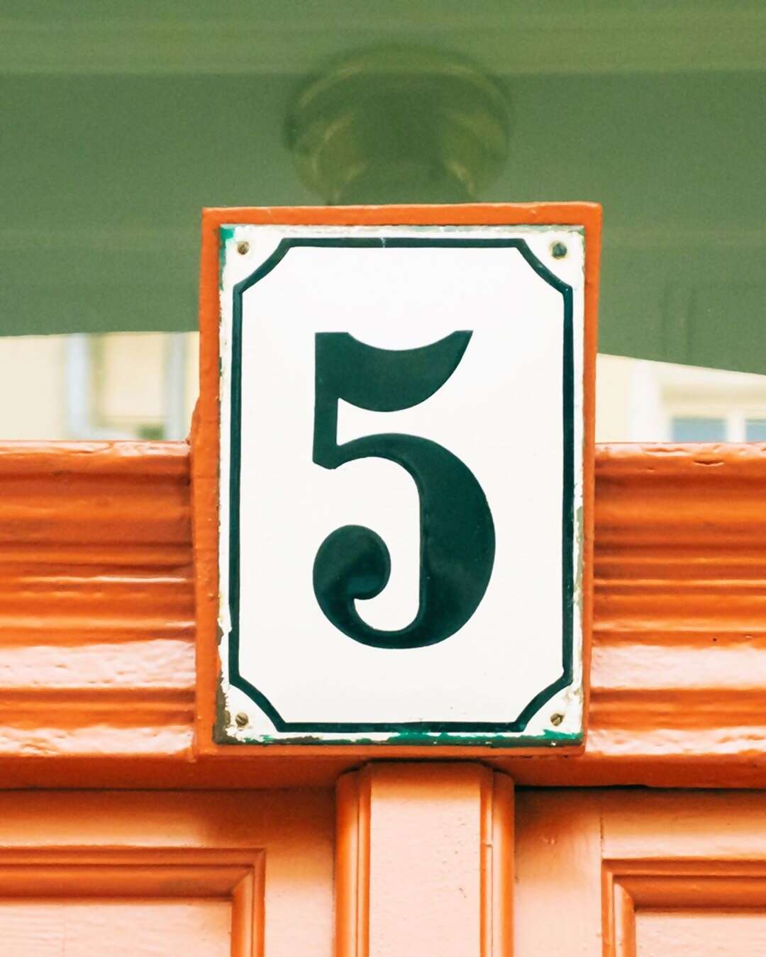 Door #5 of our most festive 12 homes for the holidays leads into a gingerbread house in a wine country town that’s worth spouting