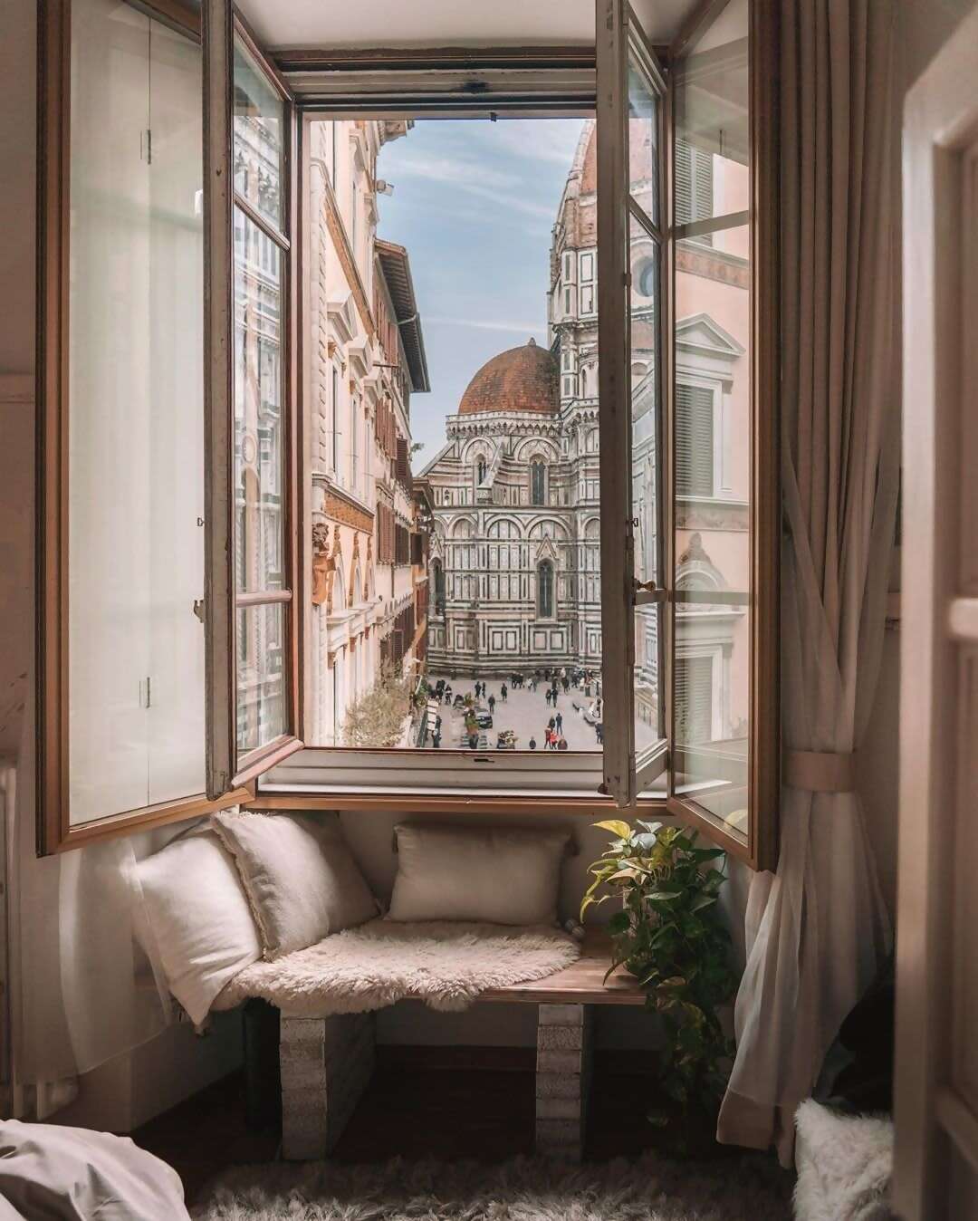 This studio in a 17th-century building across from the Duomo is for solo travelers only, but please don’t do anything rash