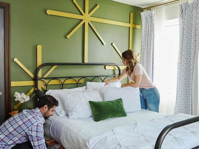 Superhosts Nick and Sarah’s (@nestrs) four-unit 1940s home is filled with all the ingredients to help you feel inspired during yo