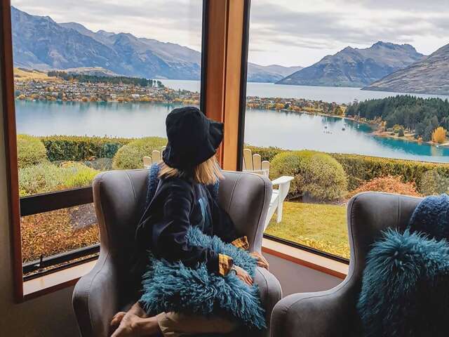Far from the tourist crowds, Superhost Vicky’s house gives you front-row seats on Lake Wakatipu