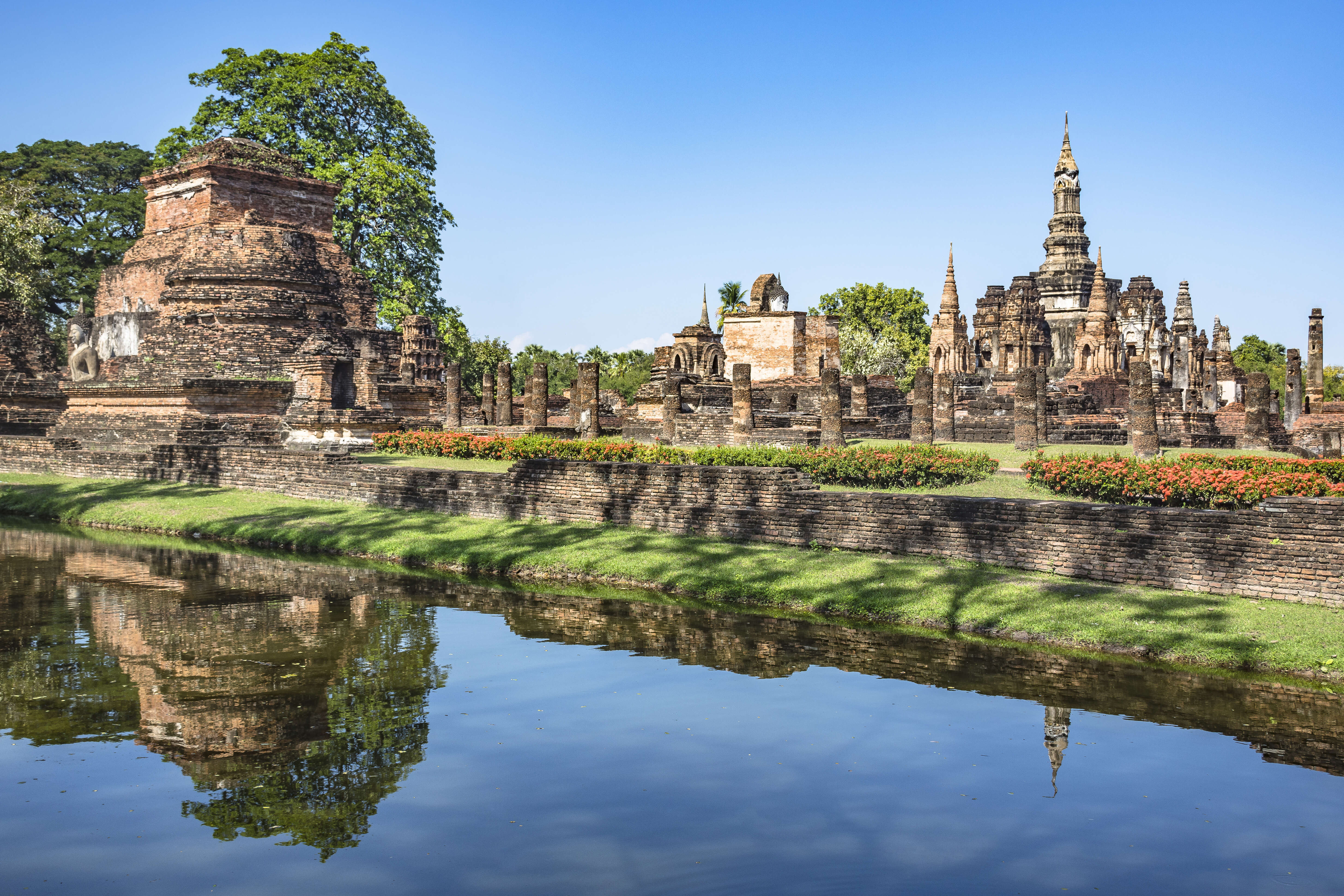 Essence of Thailand Discovering ancient wonders and natural beauty from Bangkok to Phuket