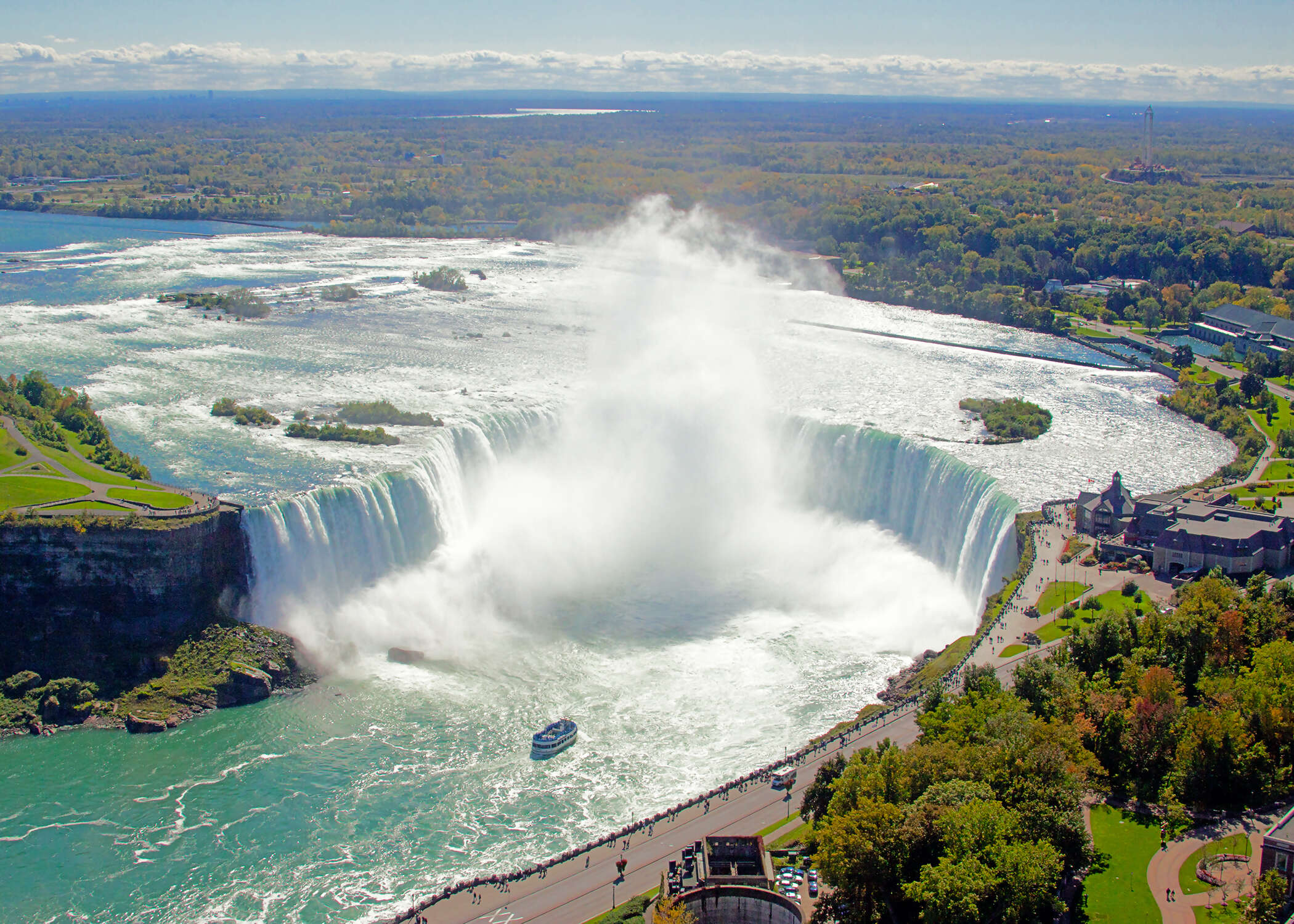 The Best of Eastern Canada featuring Niagara Falls, Ottawa, Quebec City & Montreal