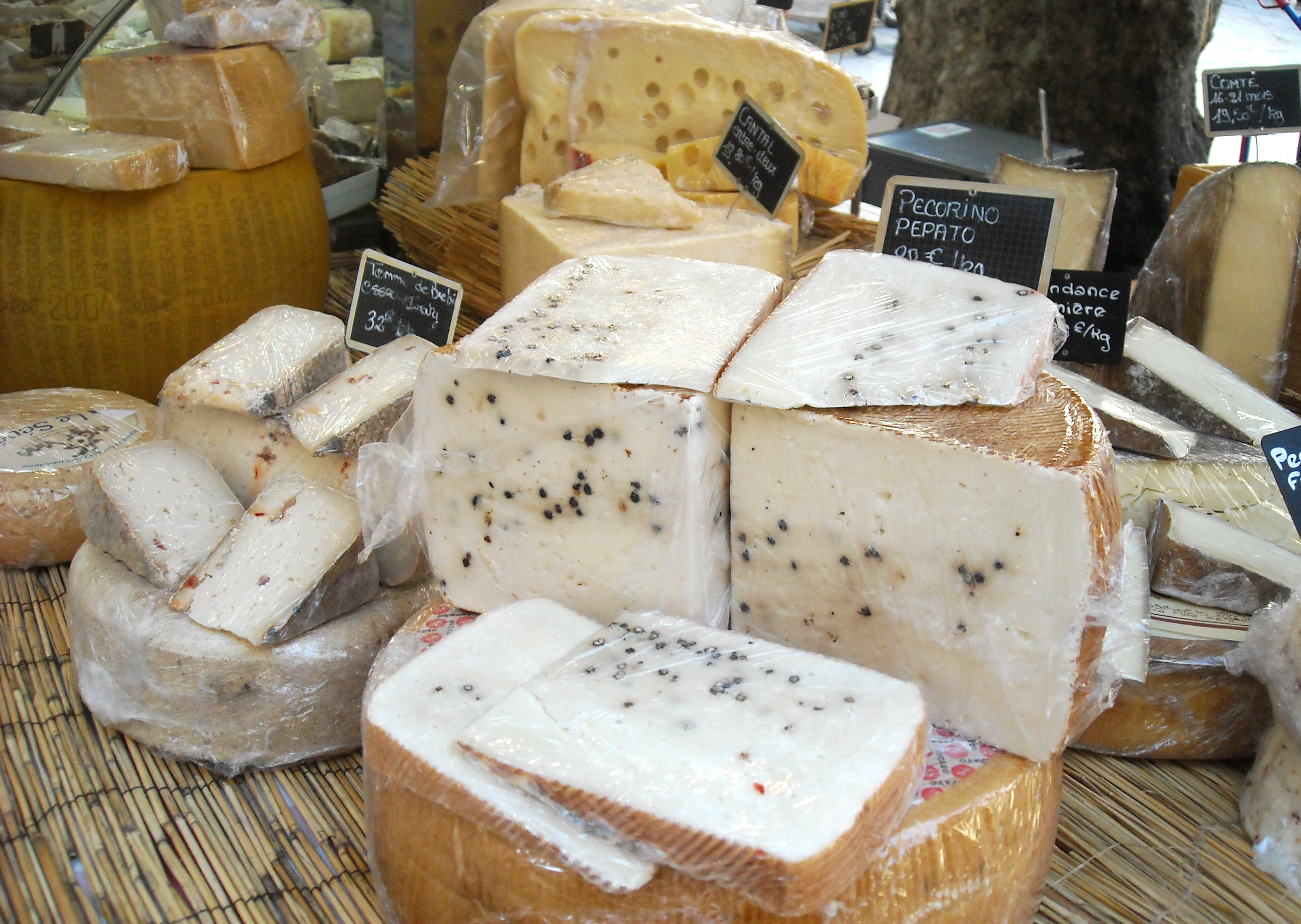 Spotlight on the French Riviera featuring Nice's Carnival and Menton Lemon Festival