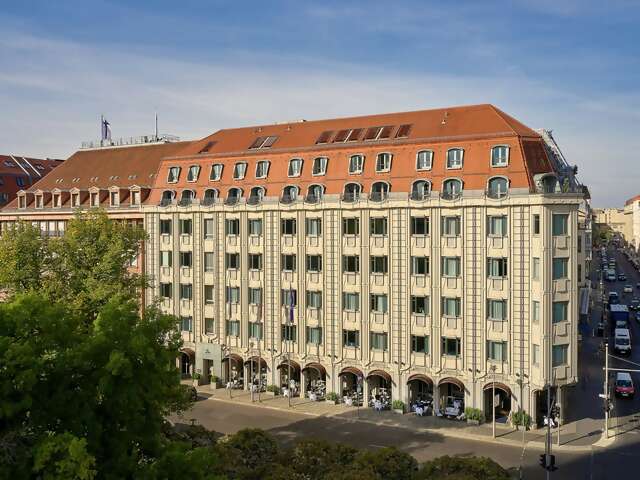 Hotel Luc, Autograph Collection