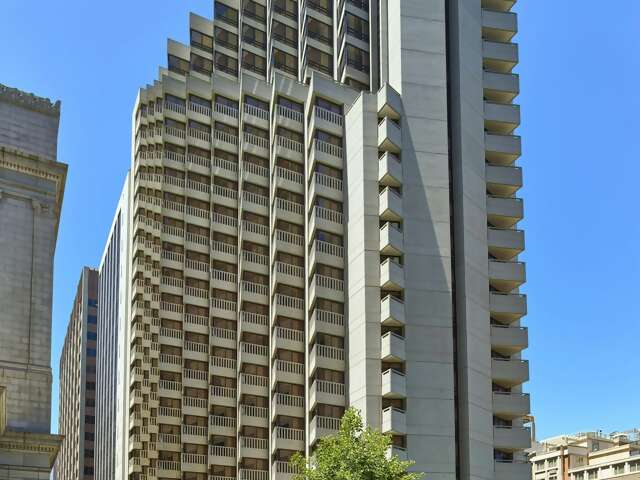 The Jay, Autograph Collection