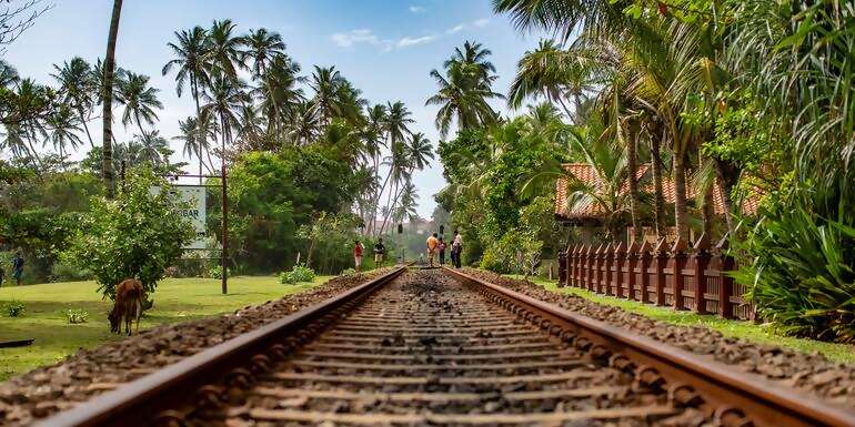 Sri Lanka Land & Sea