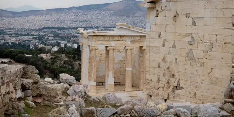 Zagreb to Santorini: 35 Unforgettable Days