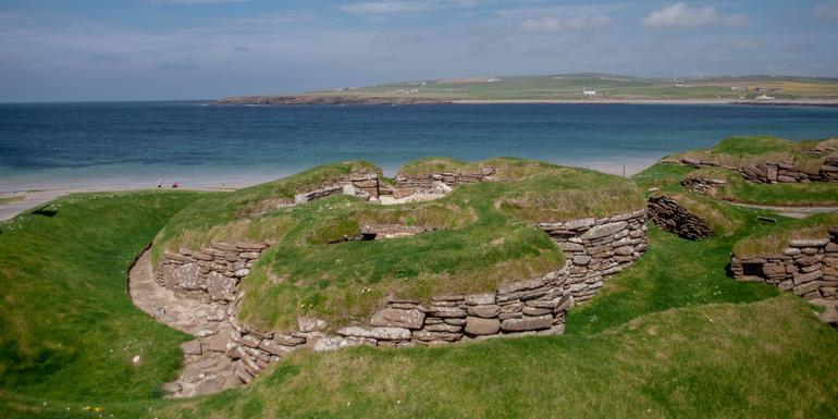 The Scottish Isles: An Expedition Through History & Highlands