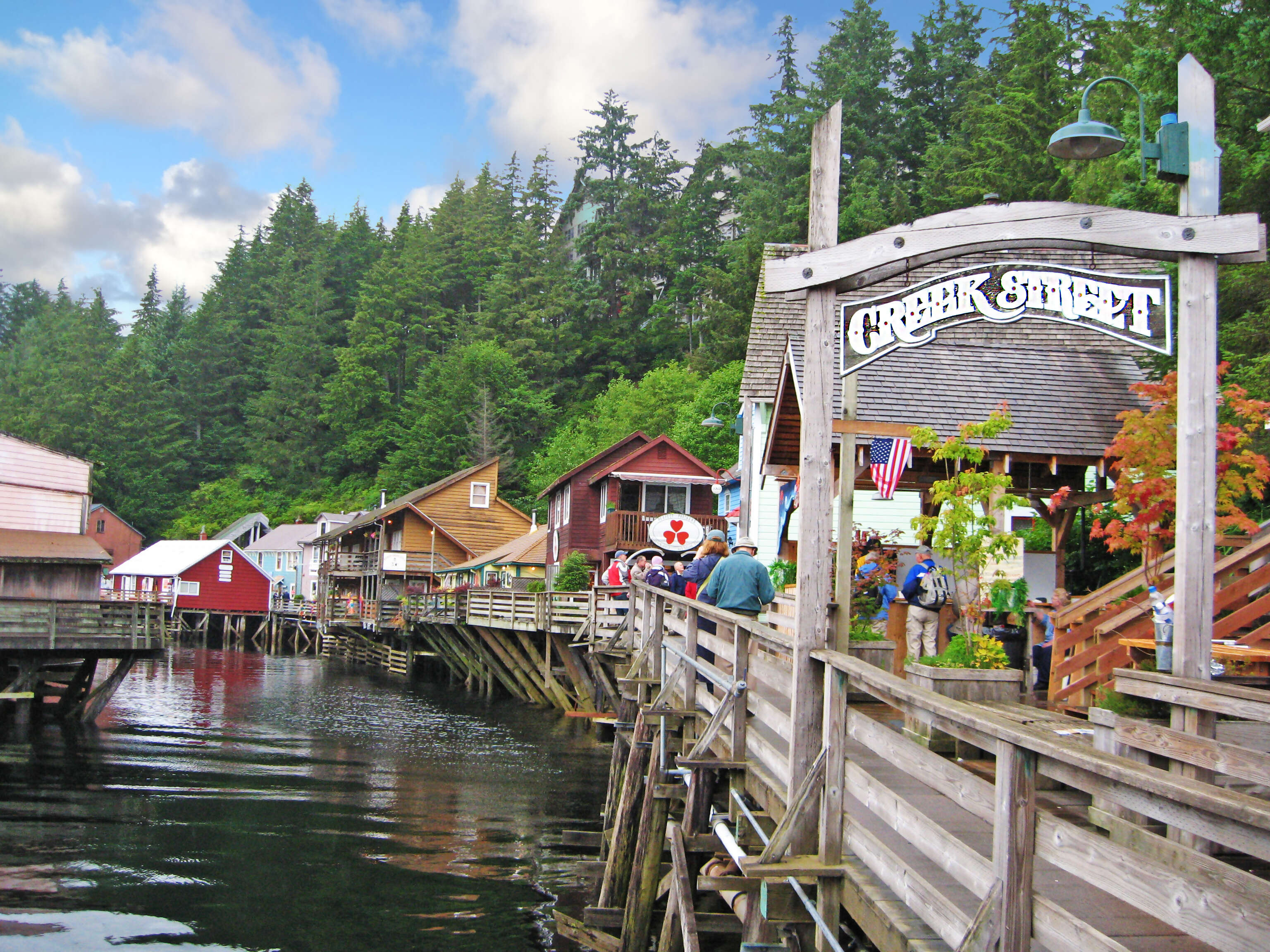 Alaska Discovery Land & Cruise featuring a 7-night Holland America Cruise