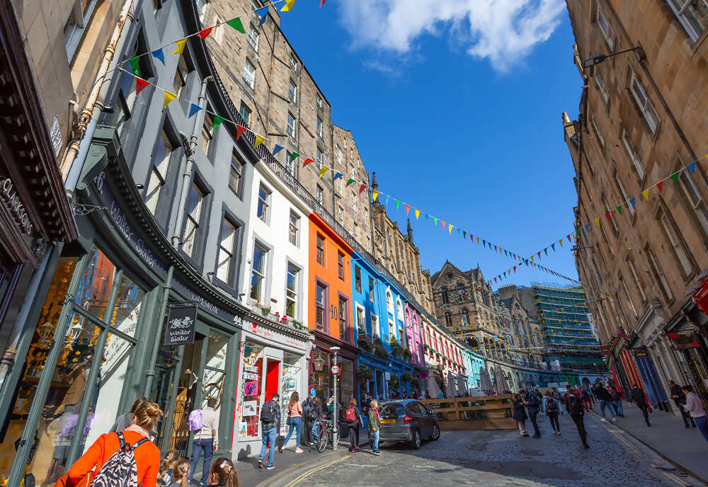 Exploring Britain and Ireland featuring England, Ireland, Scotland and Wales