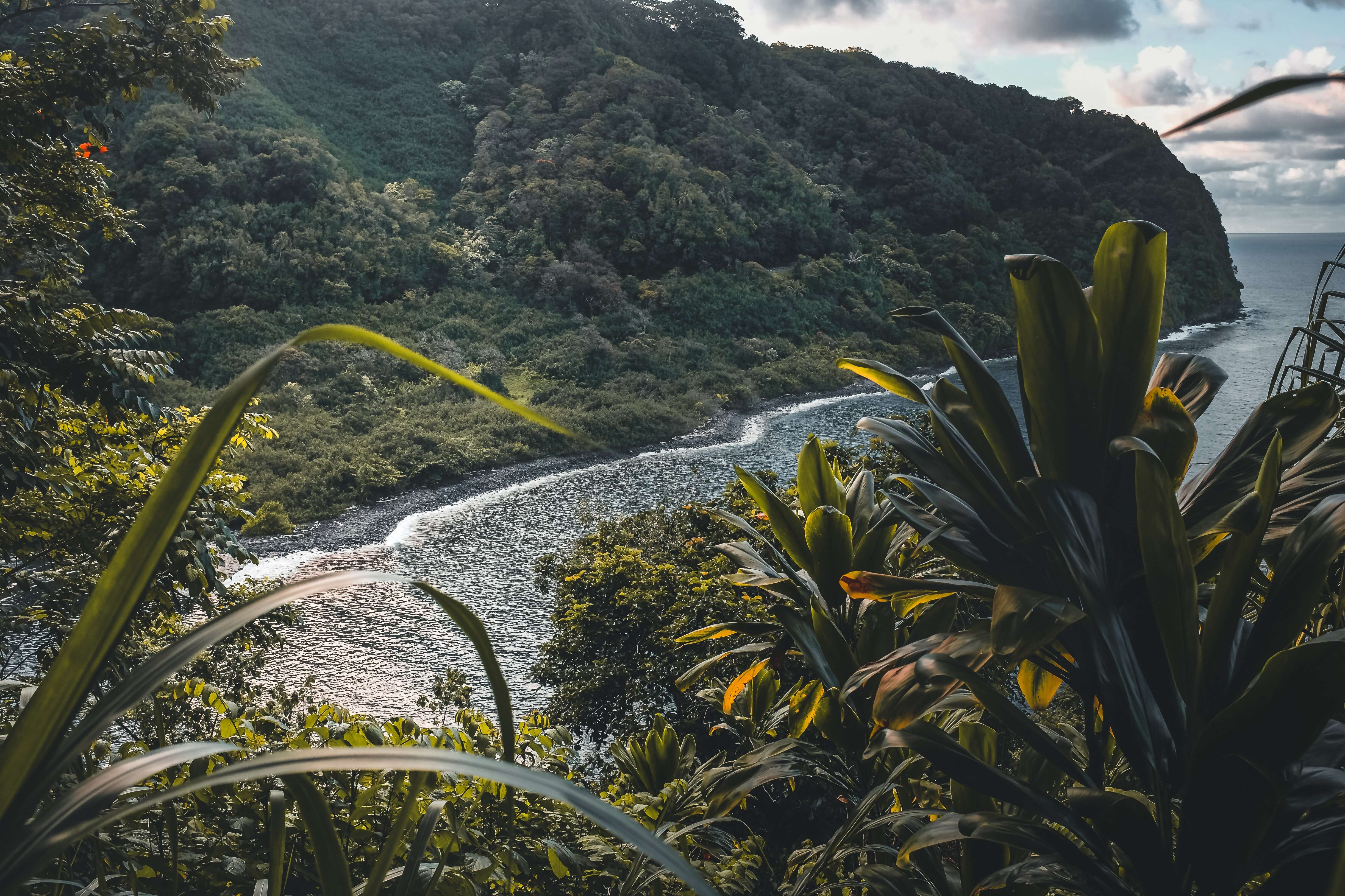 Hawaiian Adventure  Three Islands featuring O'ahu, Big Island and Maui