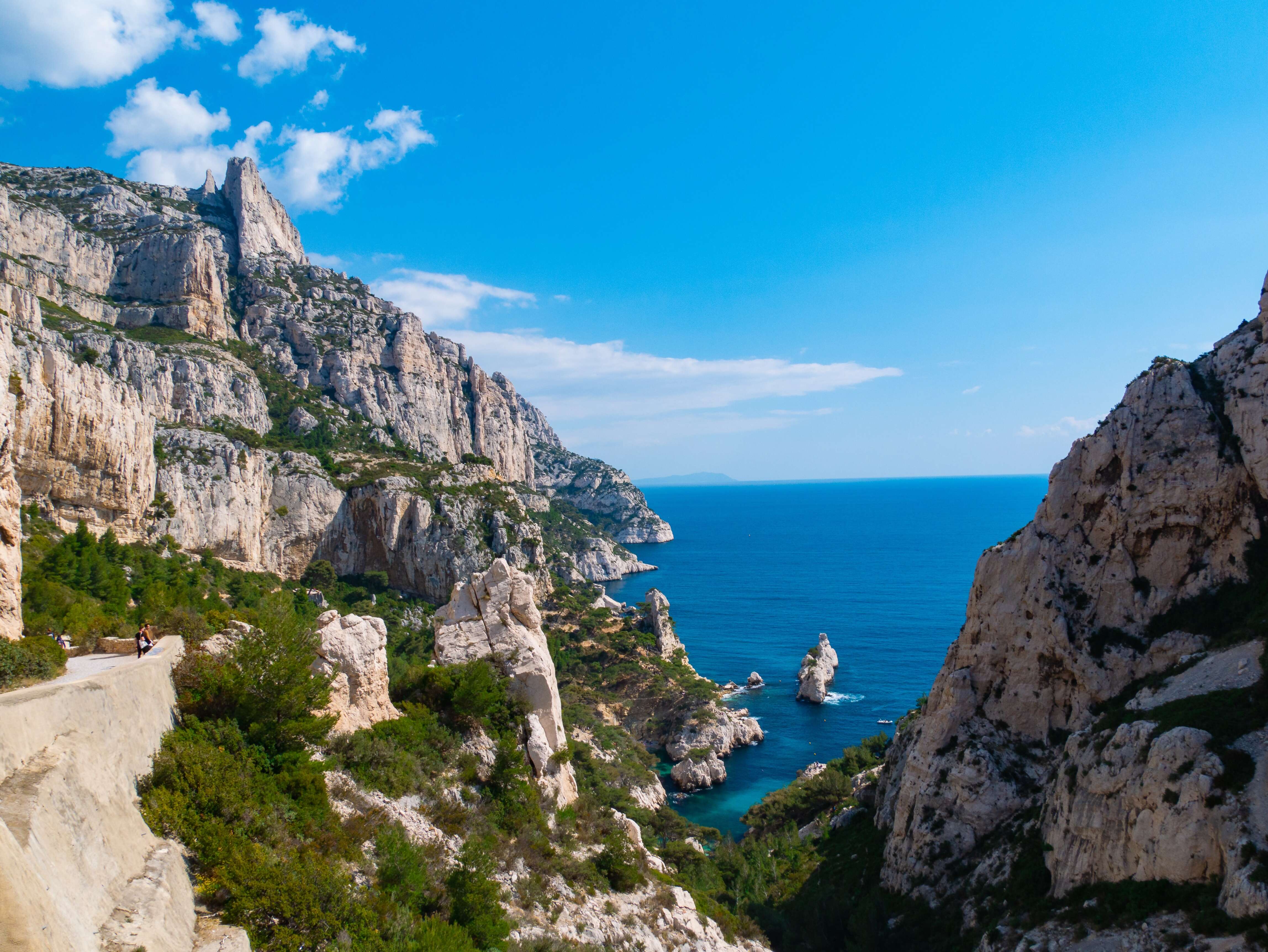 Essence of France Paris, Provence & the French Riviera