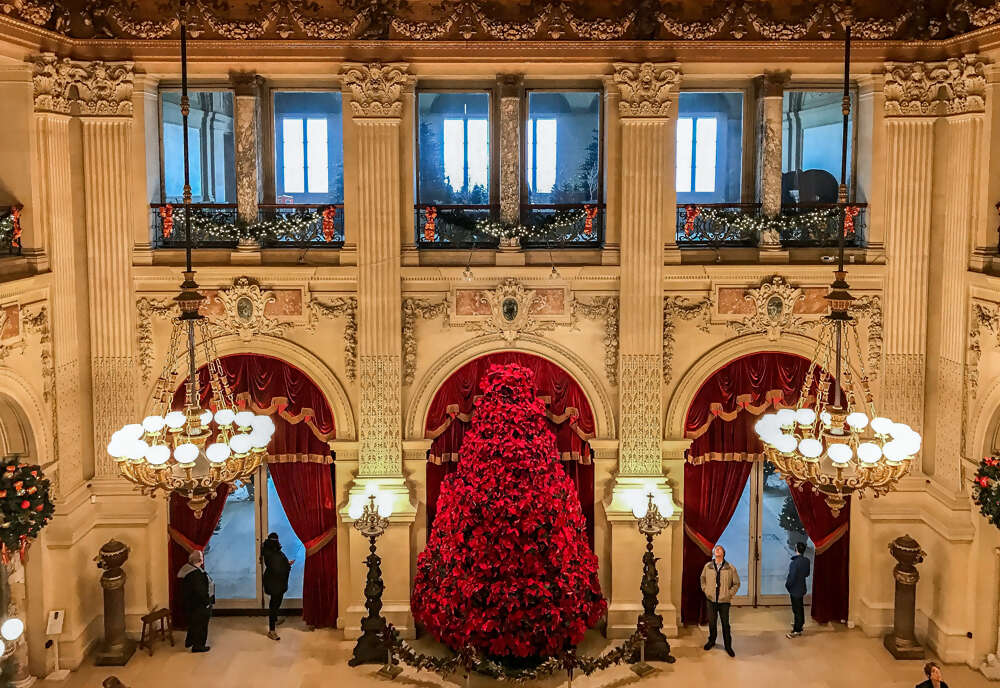 New England Holiday featuring the historic Omni Mount Washington Resort